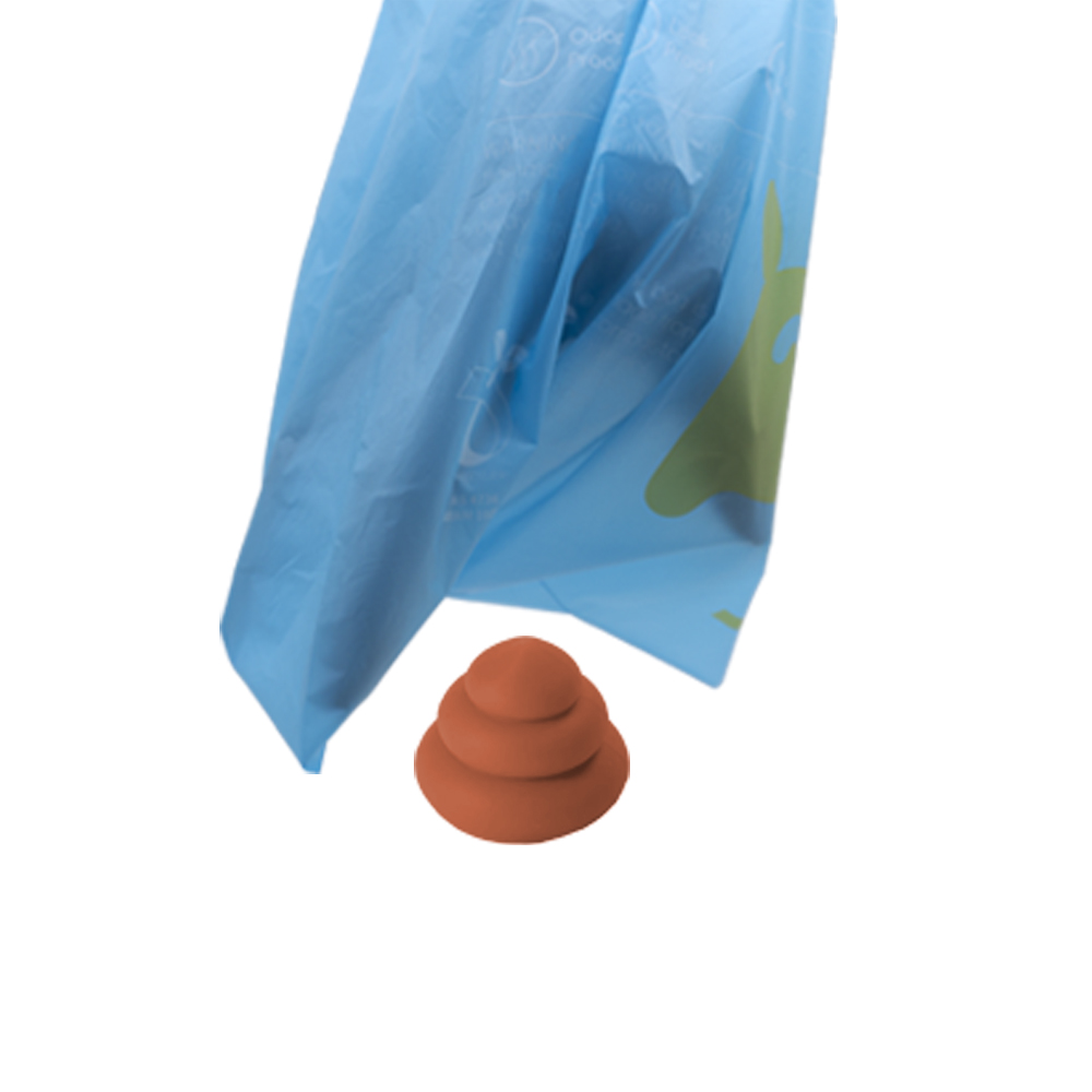 Put the bag in your hand for picking up the dog's waste.